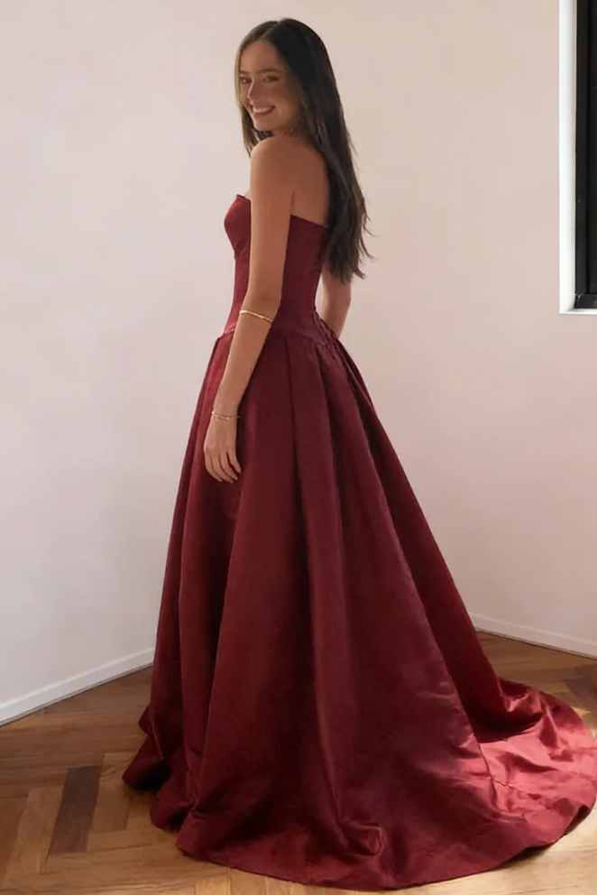 A-Line Empire-Waist Strapless Pleats Sleeveless Long Prom Dress with Train