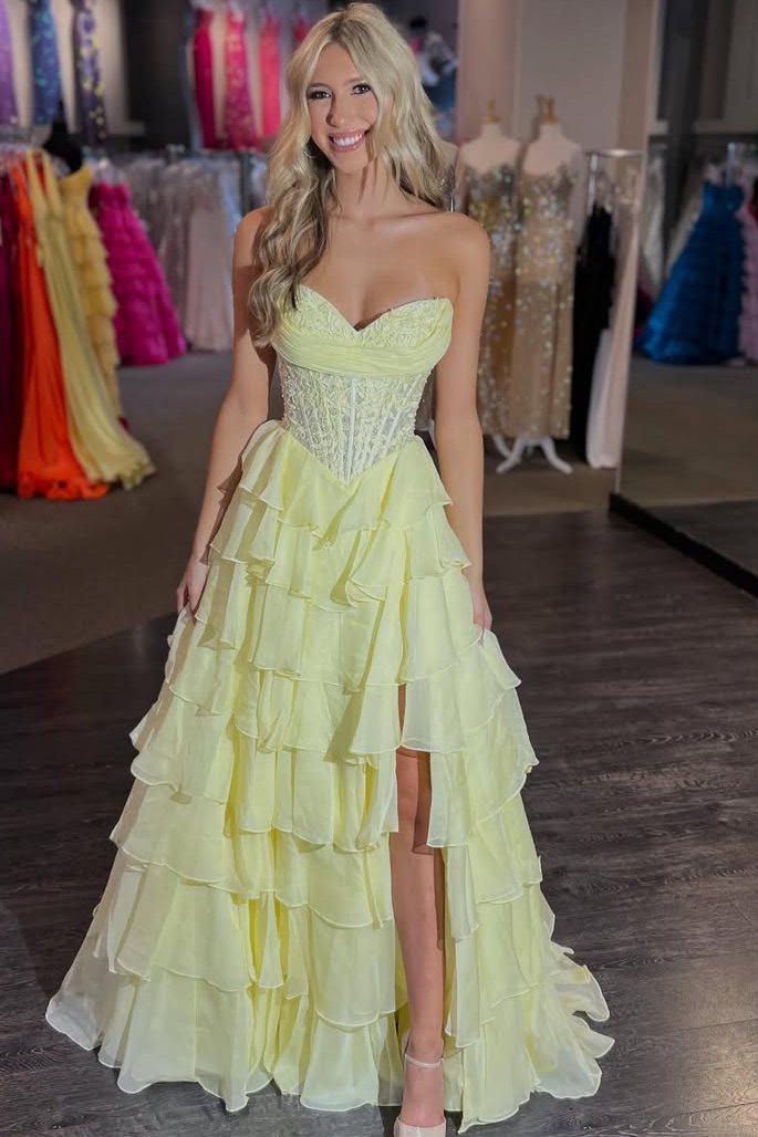 A-Line Empire-Waist Strapless Ruffles V-Neck Appliques Chiffon Prom Dress