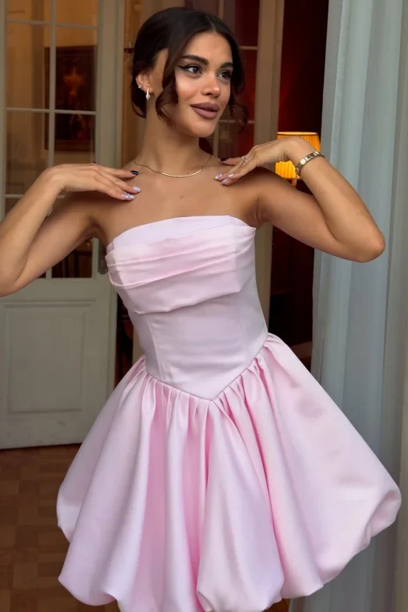 A-Line Strapless Scoop Neck Empire-Waist Satin Sleeveless Homecoming Dress