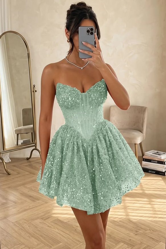 A-Line Strapless V-Neck Sequins Appliques Empire-Waist Short Homecoming Dress