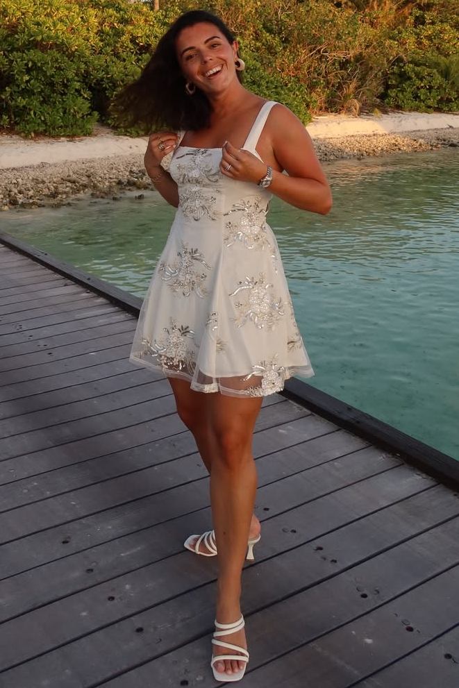 A-Line Straps Square Neck Empire-Waist Appliques Short Homecoming Dress