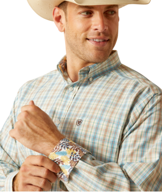 Ariat Wrinkle Free Ivar Long Sleeve Shirt