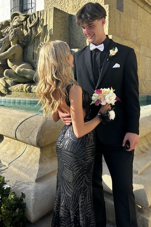 Black V-Neck Straps Double Backless Sequins Long Prom Dress with Slit