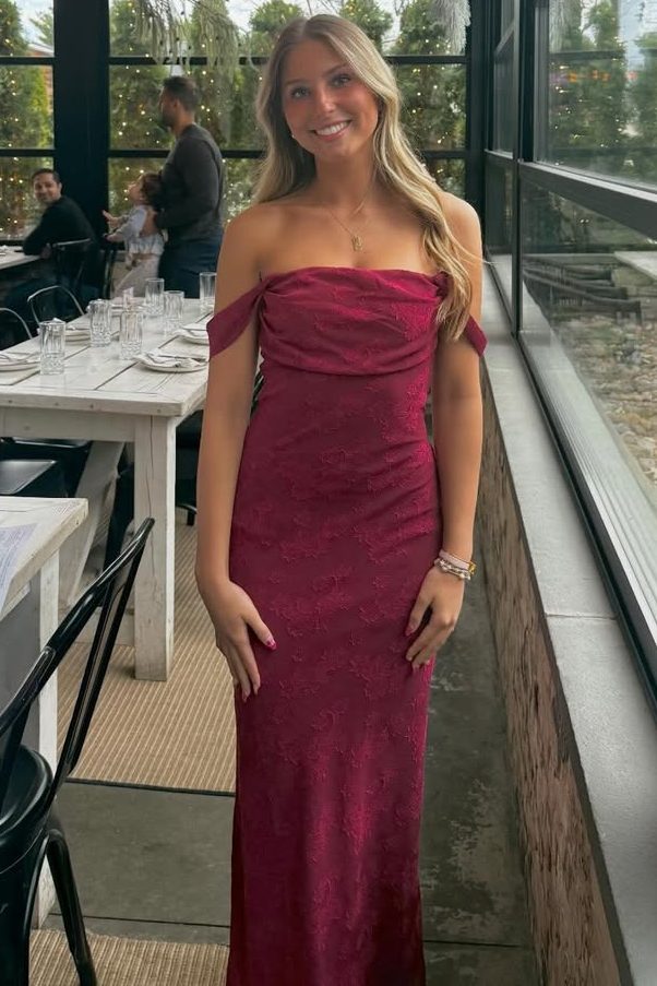 Burgundy Off-Shoulder Jacquard Pleats Sheath Long Prom Dress