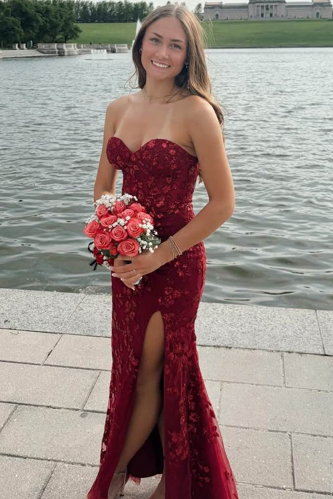 Burgundy Strapless Sweetheart Lace Appliques Prom Dress with Slit
