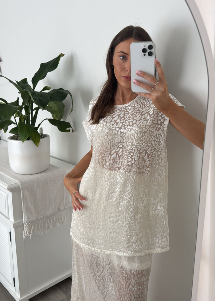 Casey Midi skirt | White Delia
