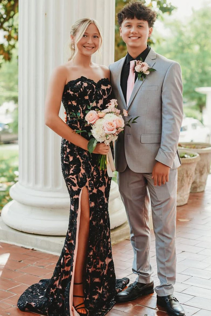 Charming Black Strapless Lace Appliques Sweetheart Mermaid Prom Dress