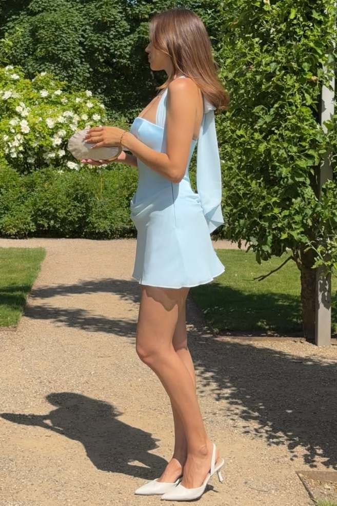 Chic Halter Scoop Neck Pleats A-Line Sleeveless Short homecoming Dress