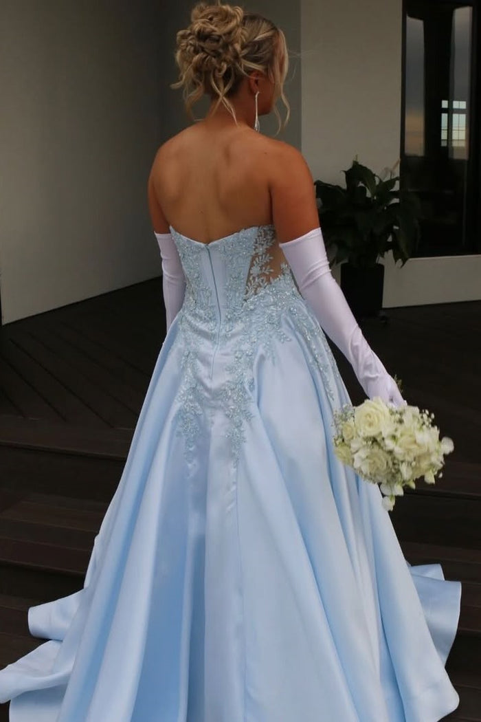 Elegant Blue A-Line Strapless V-Neck Empire-Waist Prom Dress with Appliques