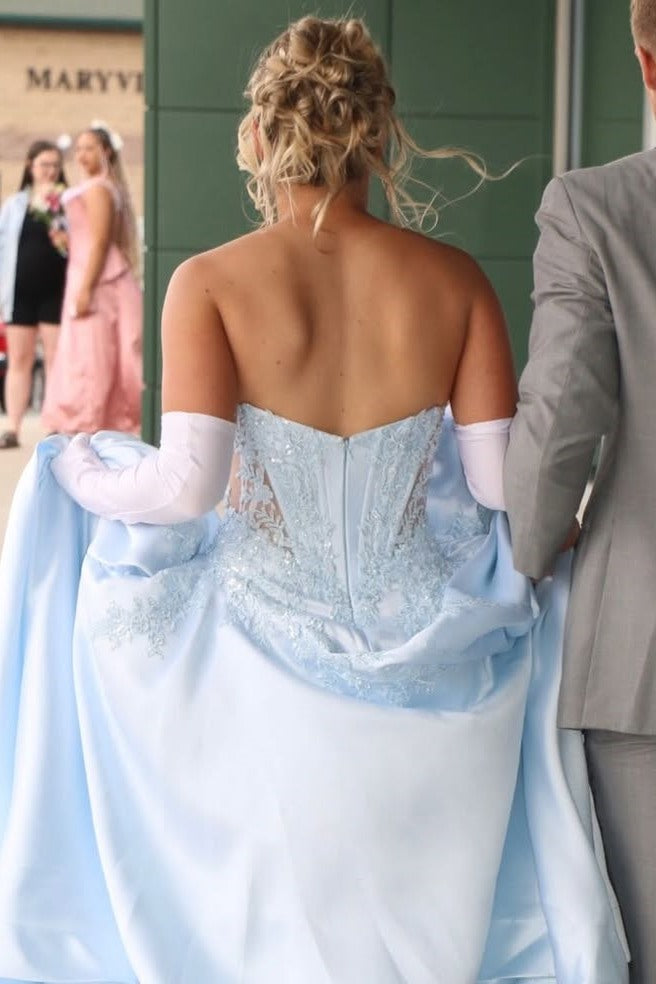 Elegant Blue A-Line Strapless V-Neck Empire-Waist Prom Dress with Appliques