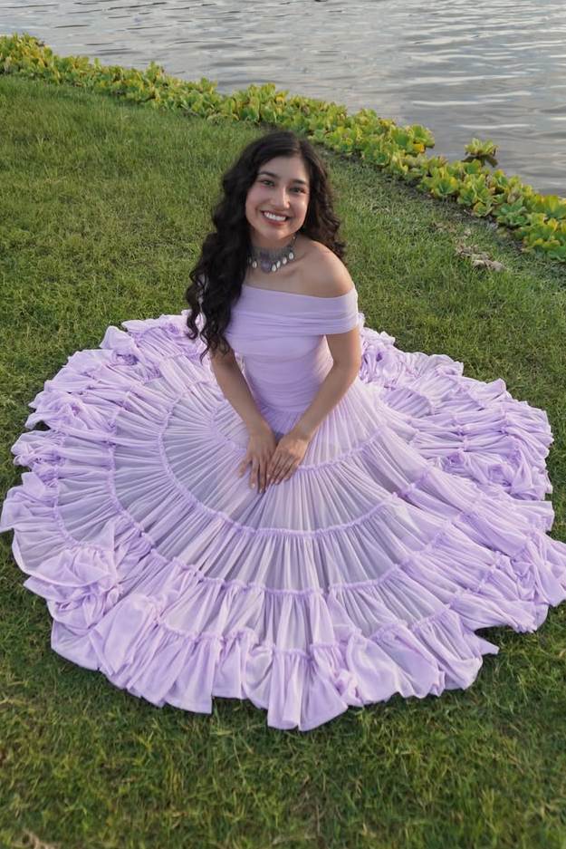 Elegant Off-Shoulder A-Line Empire-Waist Tulle Ruffles Prom Dress
