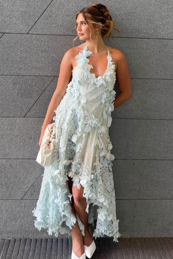 Gorgeous A-Line Halter Lace Appliques Sleeveless Long Prom Dress