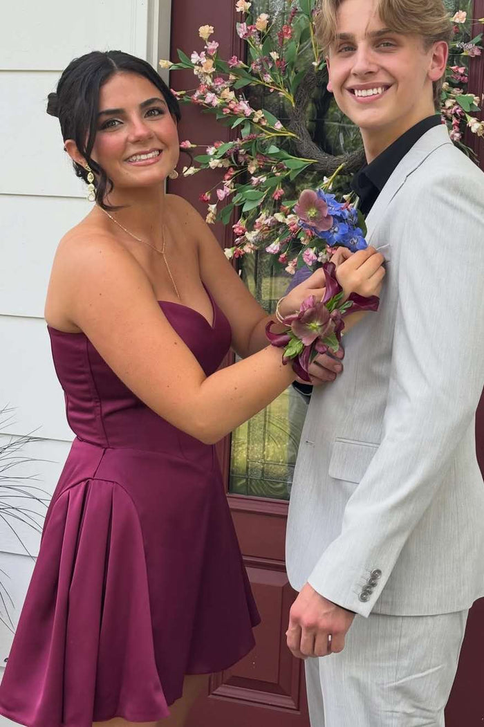 Grape Strapless A-Line Empire-Waist Sweetheart Short Homecoming Dress