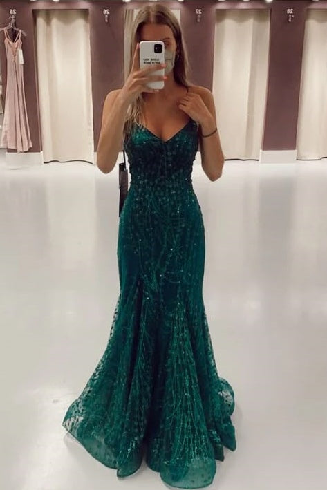 Green Spaghetti Straps V-Neck Appliques Mermaid Long Prom Dress