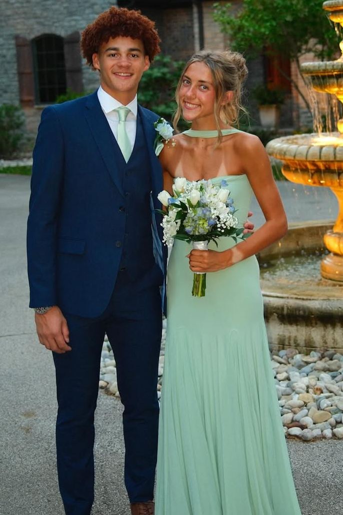 Green Strapless Scoop Neck Sleeveless Pleated Long Prom Dress