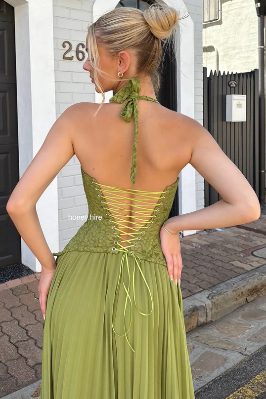 Olive A-Line Halter V-Neck Appliques Empire-Waist Pleated Prom Dress