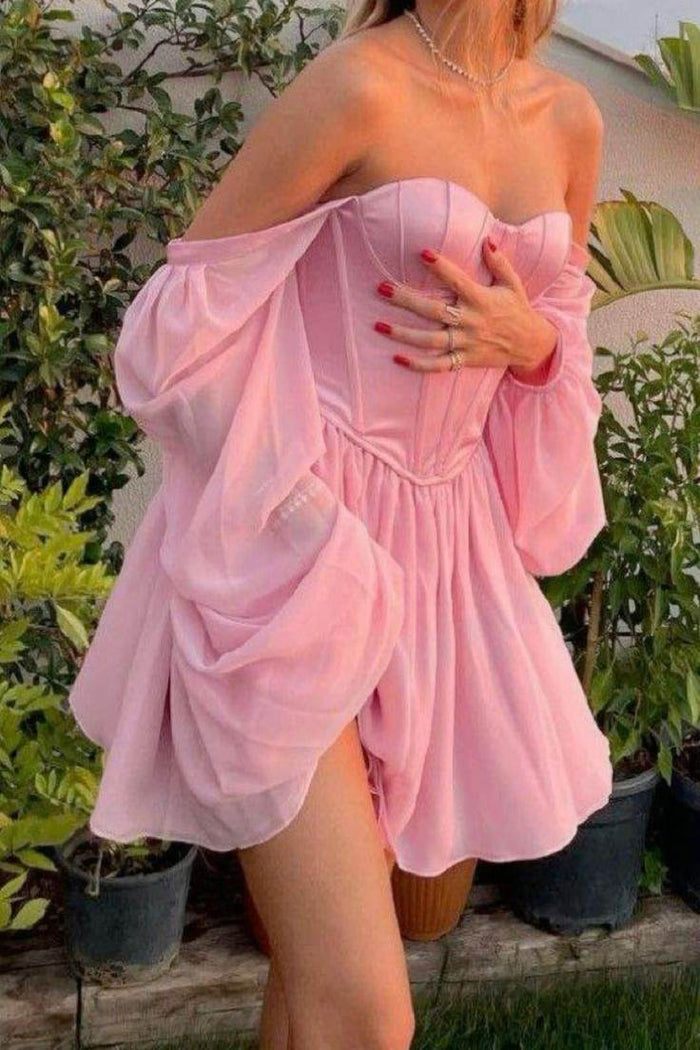 Pink Off-Shoulder Long Sleeves A-Line Sweetheart Short Homecoming Dress