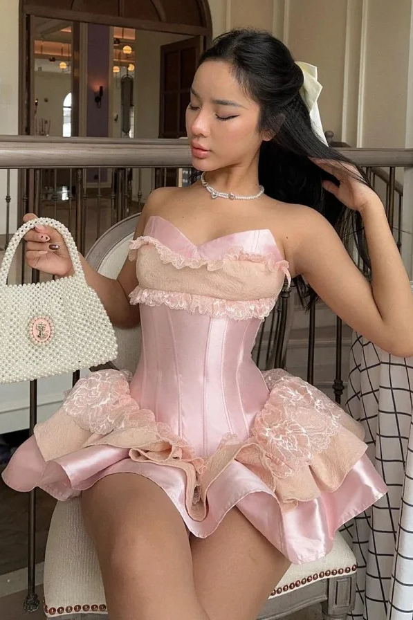 Pink Strapless A-Line Sweetheart Puffy Short Party Homecoming Dress with Lace Appliques