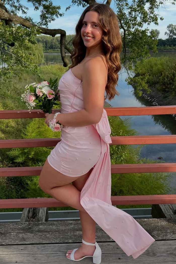Pink Strapless Scoop Neck Pleats Bodycon Homecoming Dress with Pearls