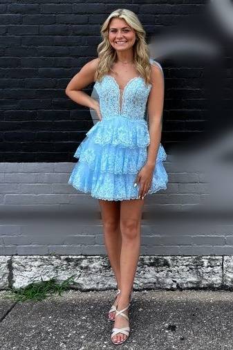 Plunging Neck A-line Ruffle Empire-Waist Sleeveless Tulle Homecoming Dress