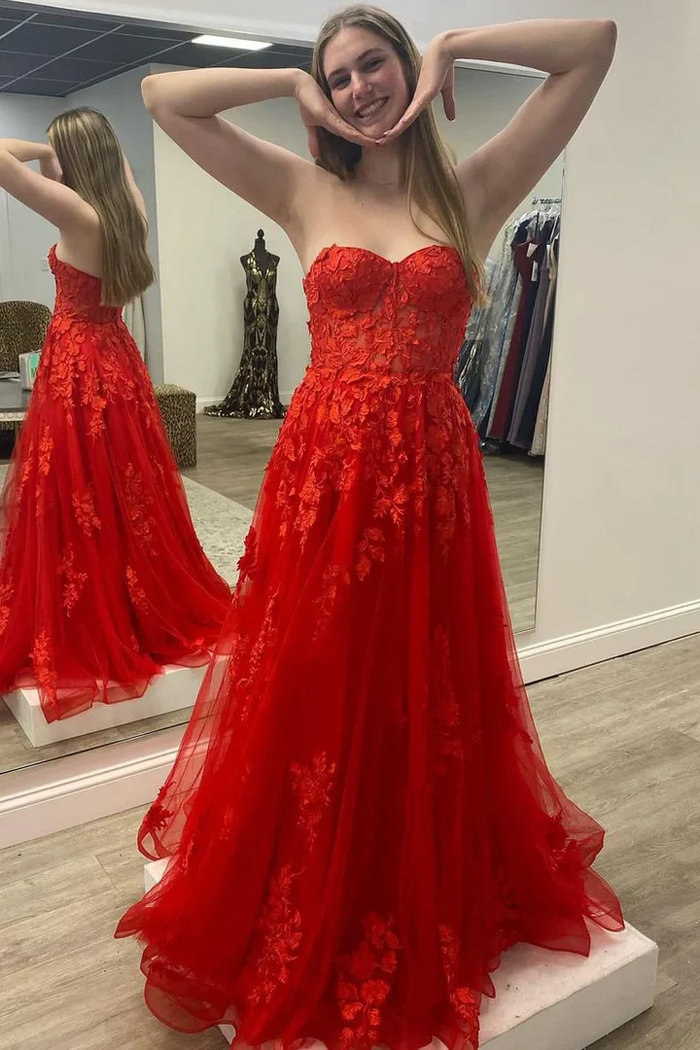 Red Strapless A-Line Sweetheart Appliques Empire-Waist Prom Dress
