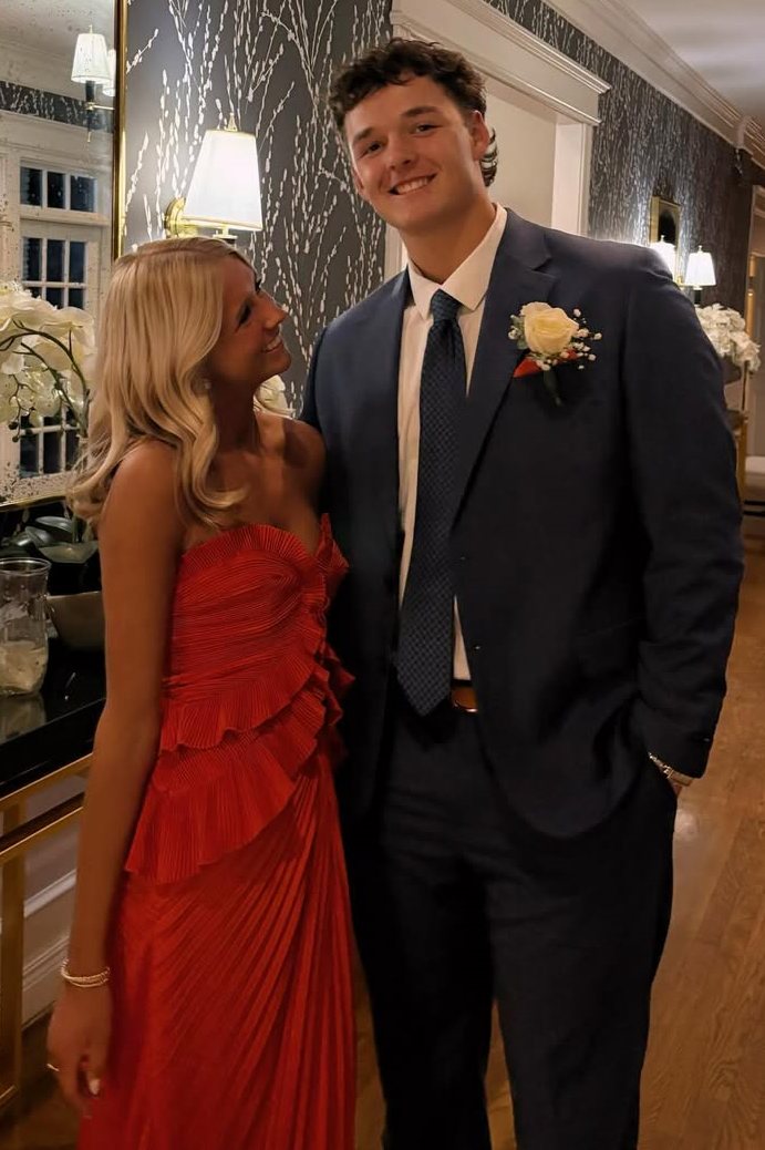 Red Strapless V-Neck Ruffles Sleeveless Pleated Long Prom Dress