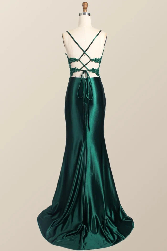 Spaghetti Straps V-Neck Appliques Pleated Mermaid Prom Dress