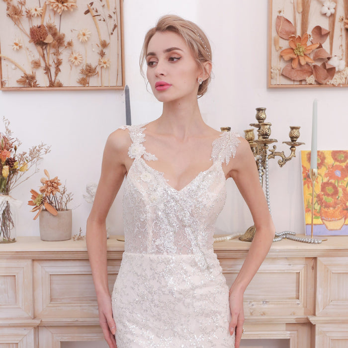 Mermaid-wedding-dress-with-tank-straps