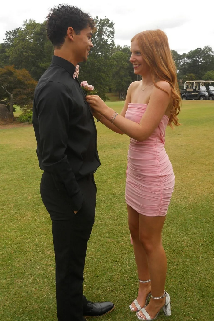 Strapless Pink Pleats Tight Sleeveless Short Homecoming Dress with Ribbon