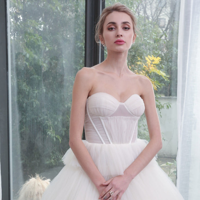 Strapless Sweetheart Ball Gown Layered Tulle Skirt Wedding Dress - Rosymae