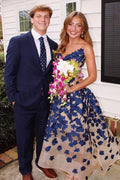 Stunning A-Line Strapless V-Neck Appliques Empire-Waist Prom Dress