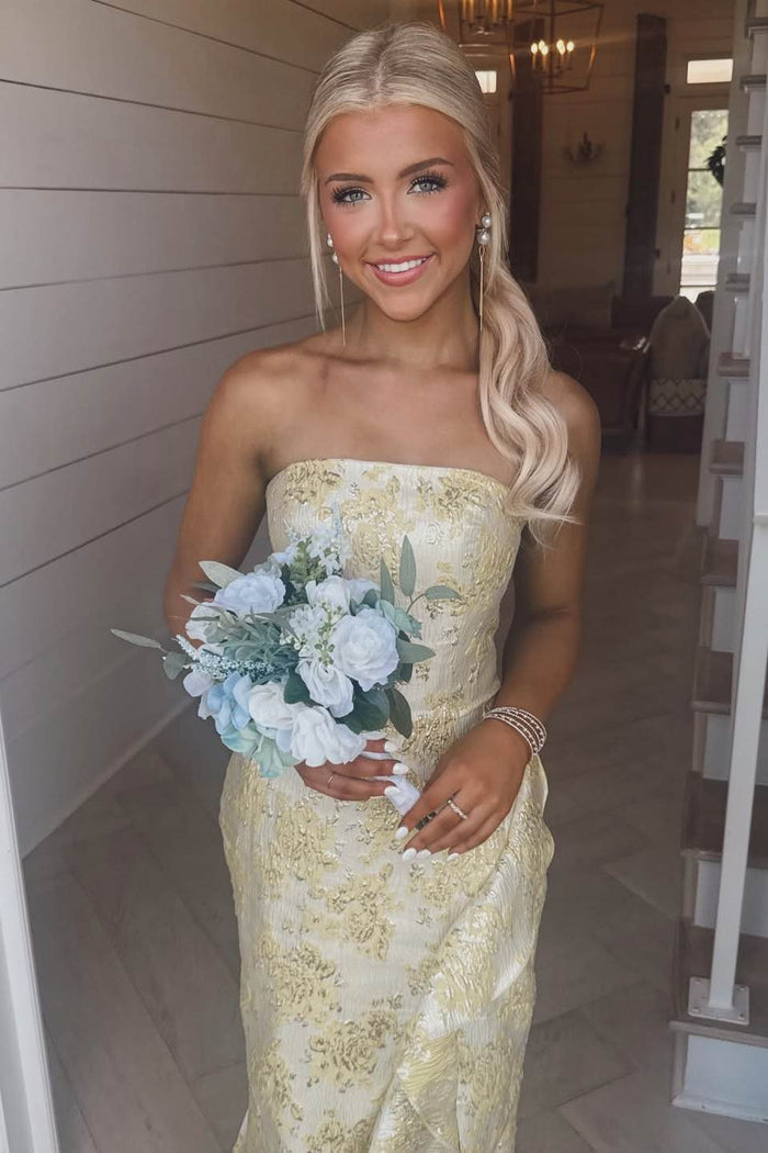 Stunning Strapless Ruffles Sleeveless Mermaid Long Prom Dress with Slit