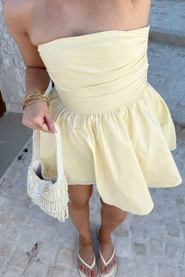 Yellow A-Line Strapless Empire-Waist Pleats Sleeveless Homecoming Dress