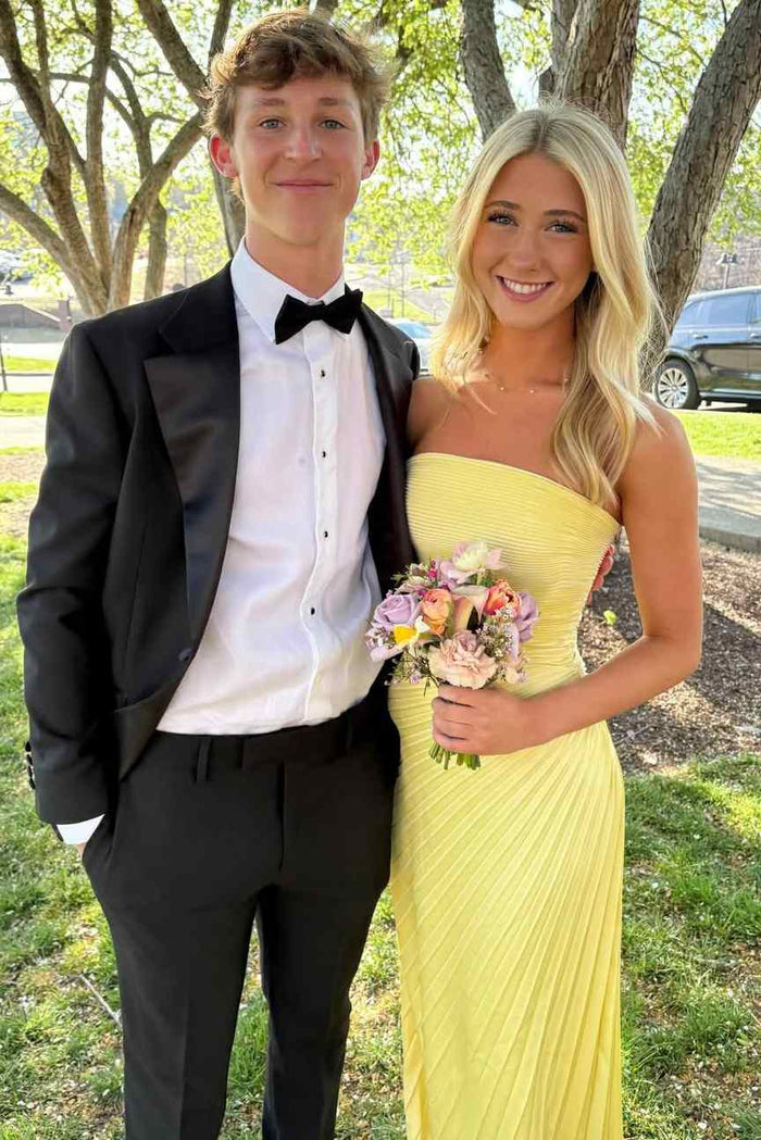 Yellow Strapless Pleated Scoop Neck Sleeveless Formal Prom Dress